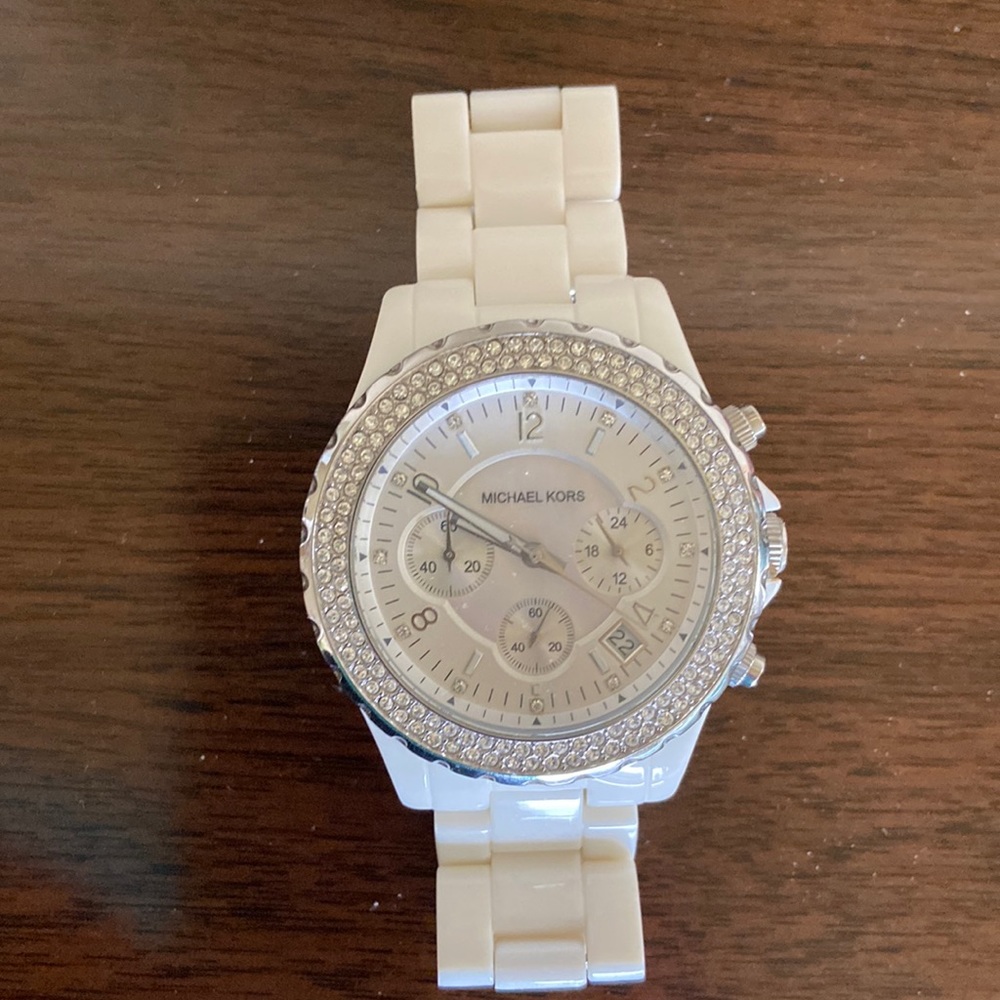 Michael Kors MK5300 Women’s Watch